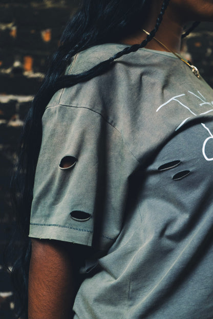 Delusional Tee